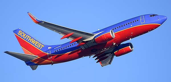 Southwest Boeing 737-7H4 N466WN, Phoenix Sky Harbor, December 22, 2014
